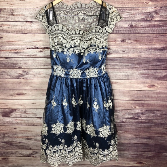 NWT Modcloth’s Liza Luxe Fanciful Finesse Dress - Picture 5 of 7